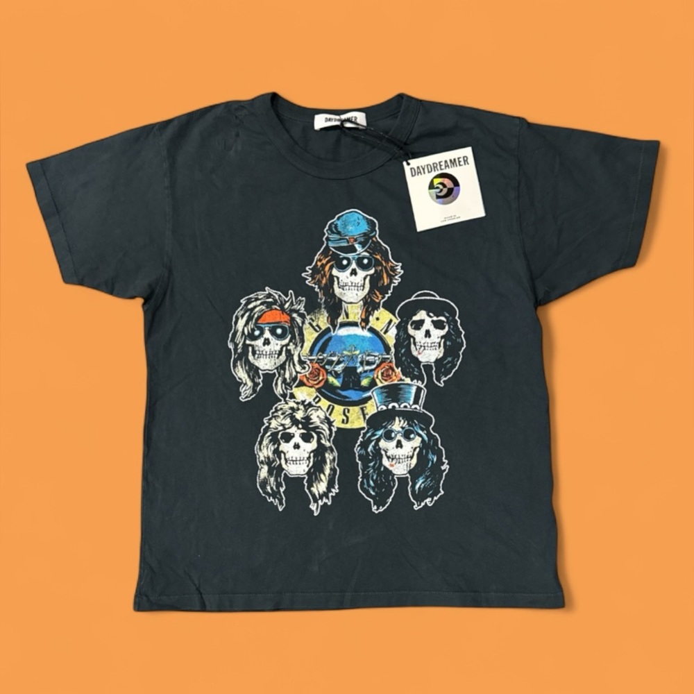 NWT-Minor Flaw-Daydreamer Guns N' Roses Skull Heads Tee - Picture 2 of 10